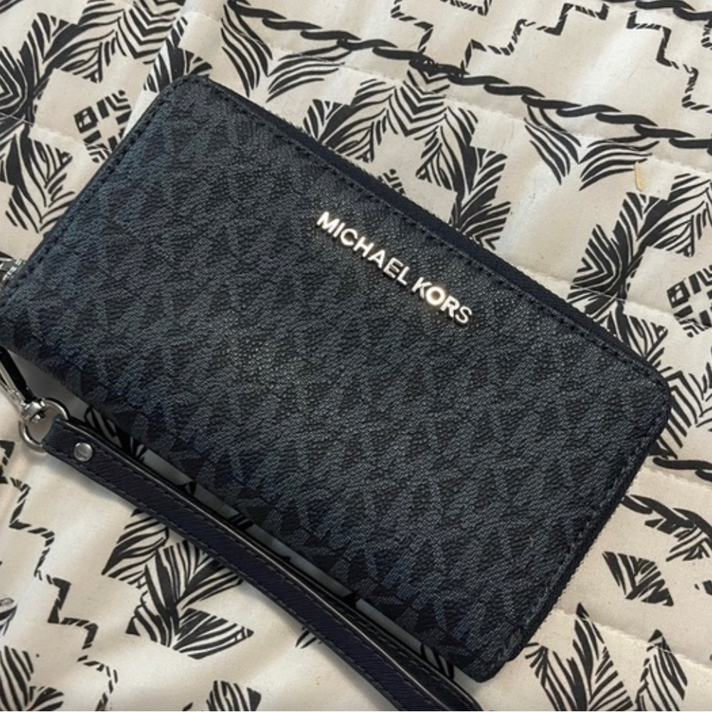 Michael Korris Wallet